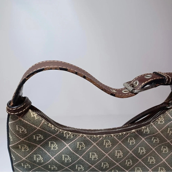 Dooney & Bourke canvas handbag Classic Print *Flaws read description* - Picture 5 of 12